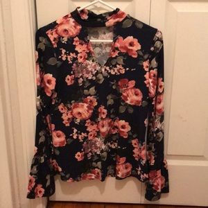 Floral Peep hole top